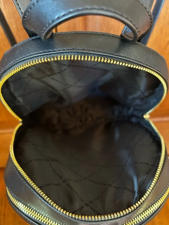 Michael Kors Black Leather Medium Jaycee Backpack with Gold Hardware - Picture 3 of 9